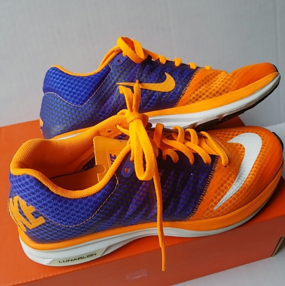 Women's Nike size  6.5 in box used in great condit